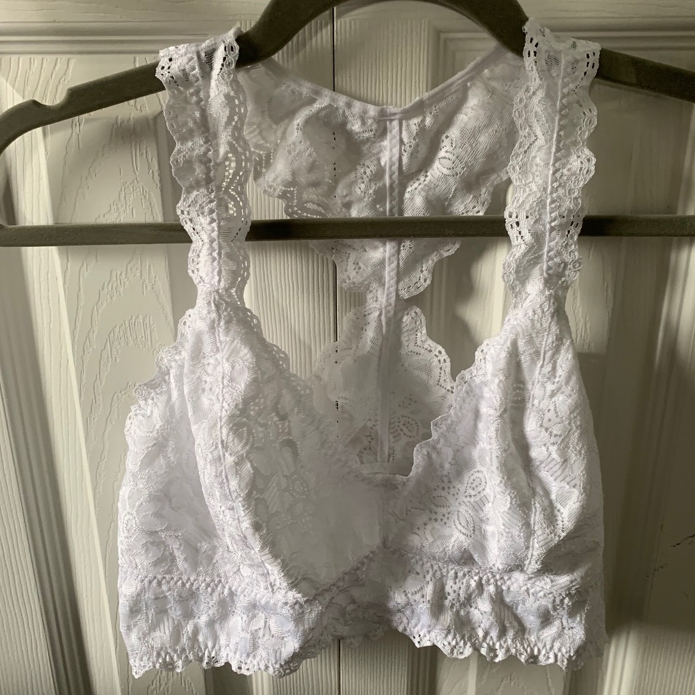 White lace bralette
